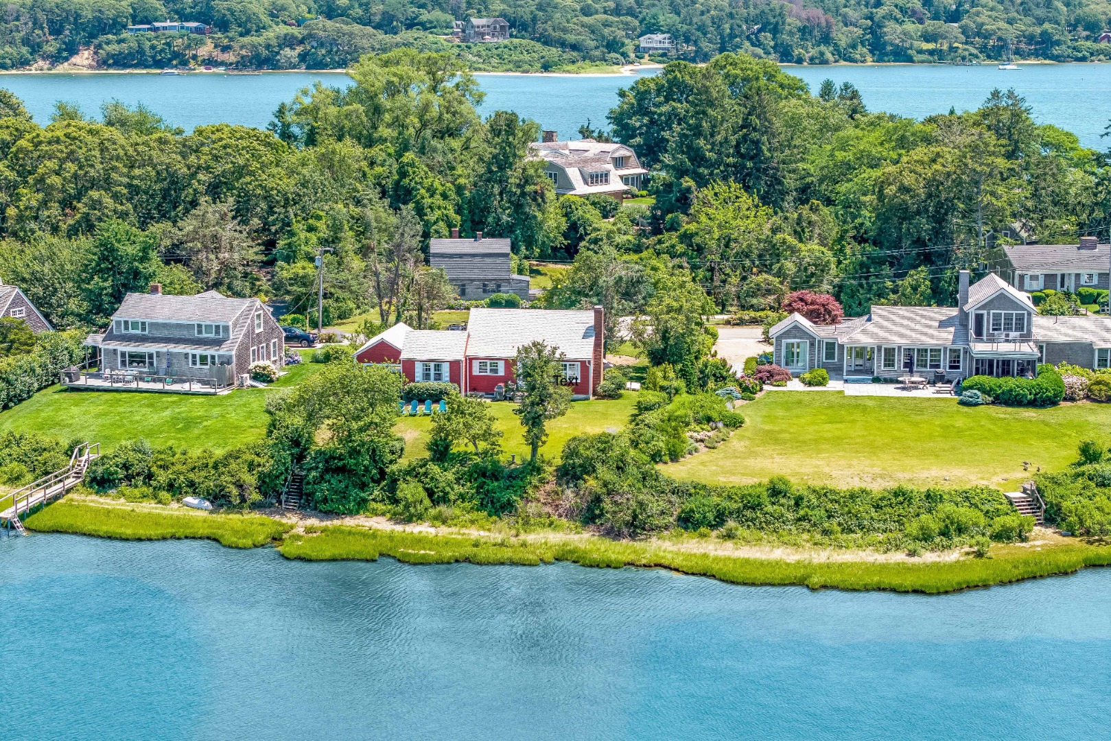36 Hines Point Road Vineyard Haven, MA 02568 - Photo 8 of 47 Gallery Image 8