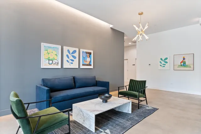 $3,543 | 3140 North Clybourn Avenue, Unit 204, Chicago, IL 60618