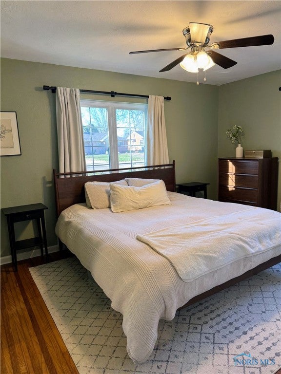 2804 Evergreen Road Toledo, OH 43606 - Photo 22 of 36 Primary bedroom