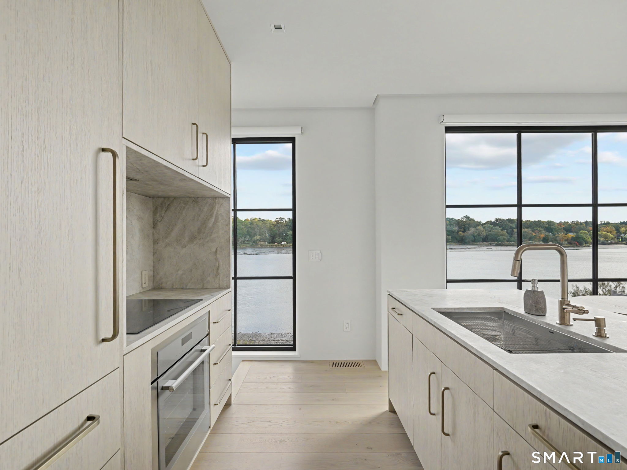 79 Riverside Avenue Westport, CT 06880 - Photo 5 of 10 Gallery Image 5