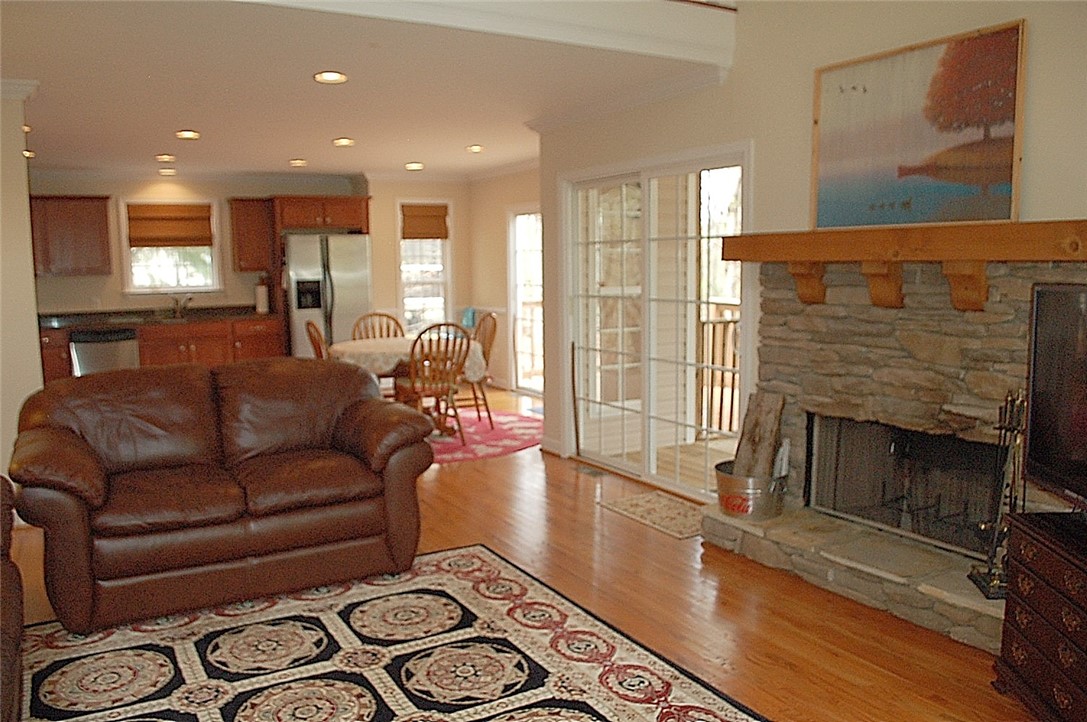 330 Dixie Creek Road Hartwell, GA 30643 - Photo 5 of 30 Gallery Image 5