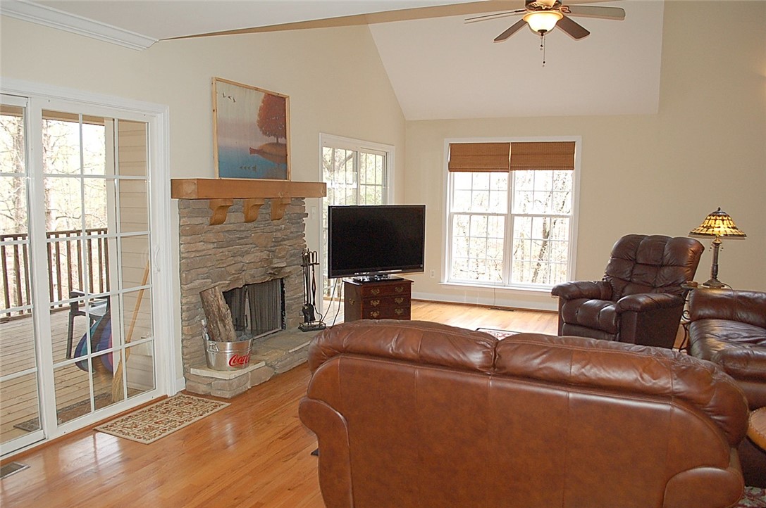 330 Dixie Creek Road Hartwell, GA 30643 - Photo 6 of 30 Gallery Image 6