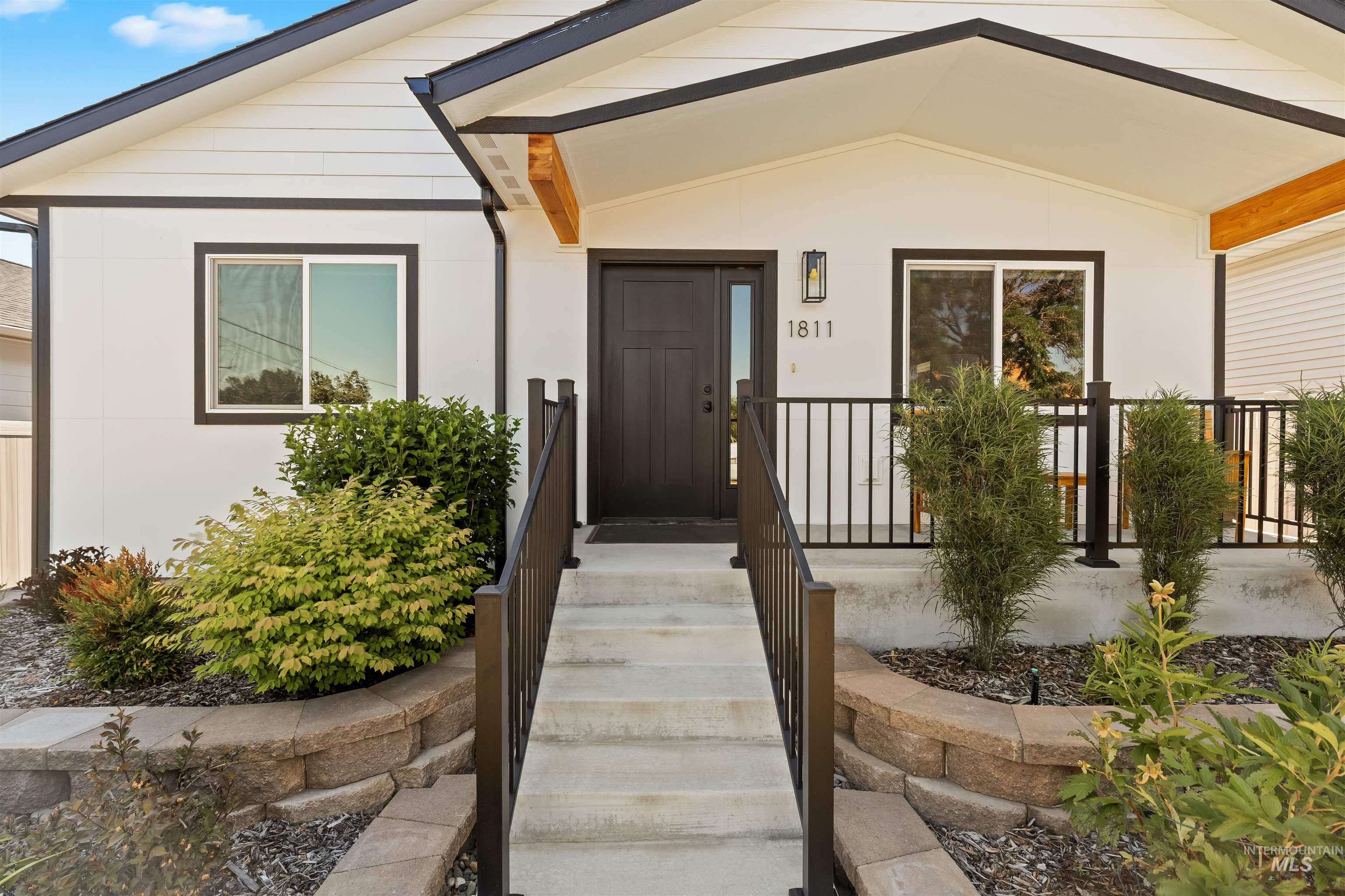 1811 16th Street Lewiston, ID 83501 - Photo 3 of 36