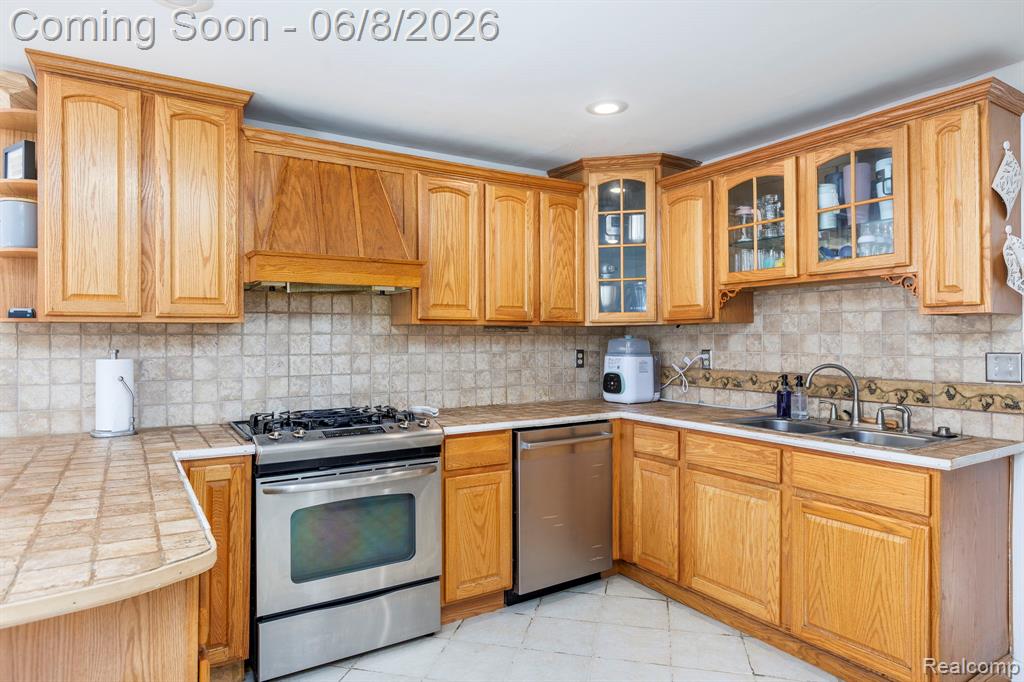 401 Pointe Tremble Road Algonac, MI 48001 - Photo 18 of 40