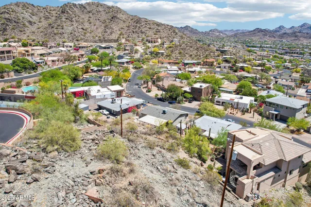 $999,900 | 12 East Foothill Drive, Phoenix, AZ 85020