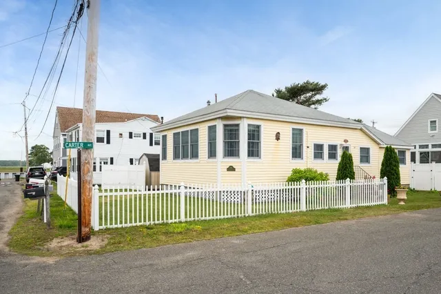 $620,000 | 1 Carter Avenue, Salisbury, MA 01952