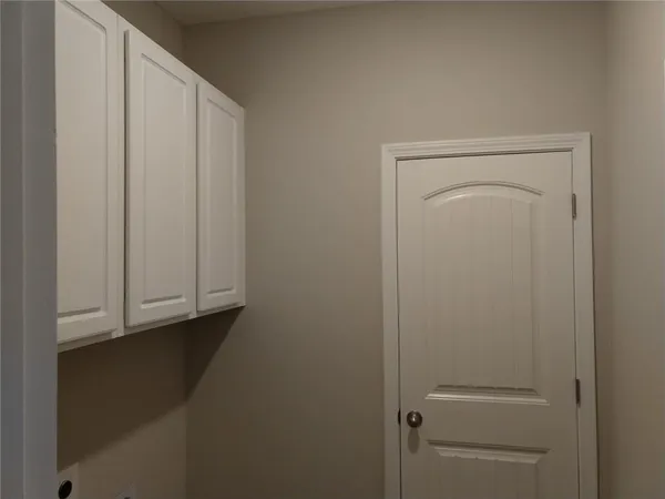 $3,400 | 523 Headwind Way, Alpharetta, GA 30005