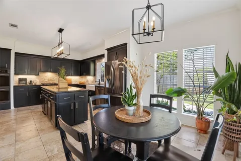 $829,900 | 3107 East Hickory Park Circle, Sugar Land, TX 77479