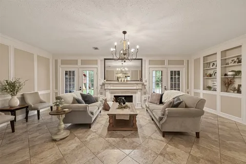 $829,900 | 3107 East Hickory Park Circle, Sugar Land, TX 77479