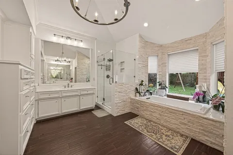 $829,900 | 3107 East Hickory Park Circle, Sugar Land, TX 77479