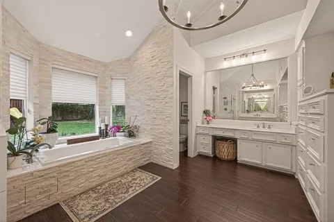 $829,900 | 3107 East Hickory Park Circle, Sugar Land, TX 77479