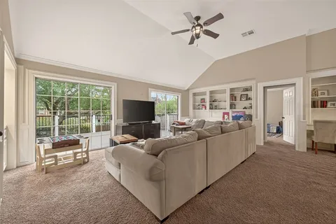 $829,900 | 3107 East Hickory Park Circle, Sugar Land, TX 77479