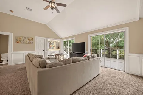 $829,900 | 3107 East Hickory Park Circle, Sugar Land, TX 77479