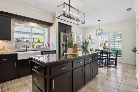 $829,900 | 3107 East Hickory Park Circle, Sugar Land, TX 77479