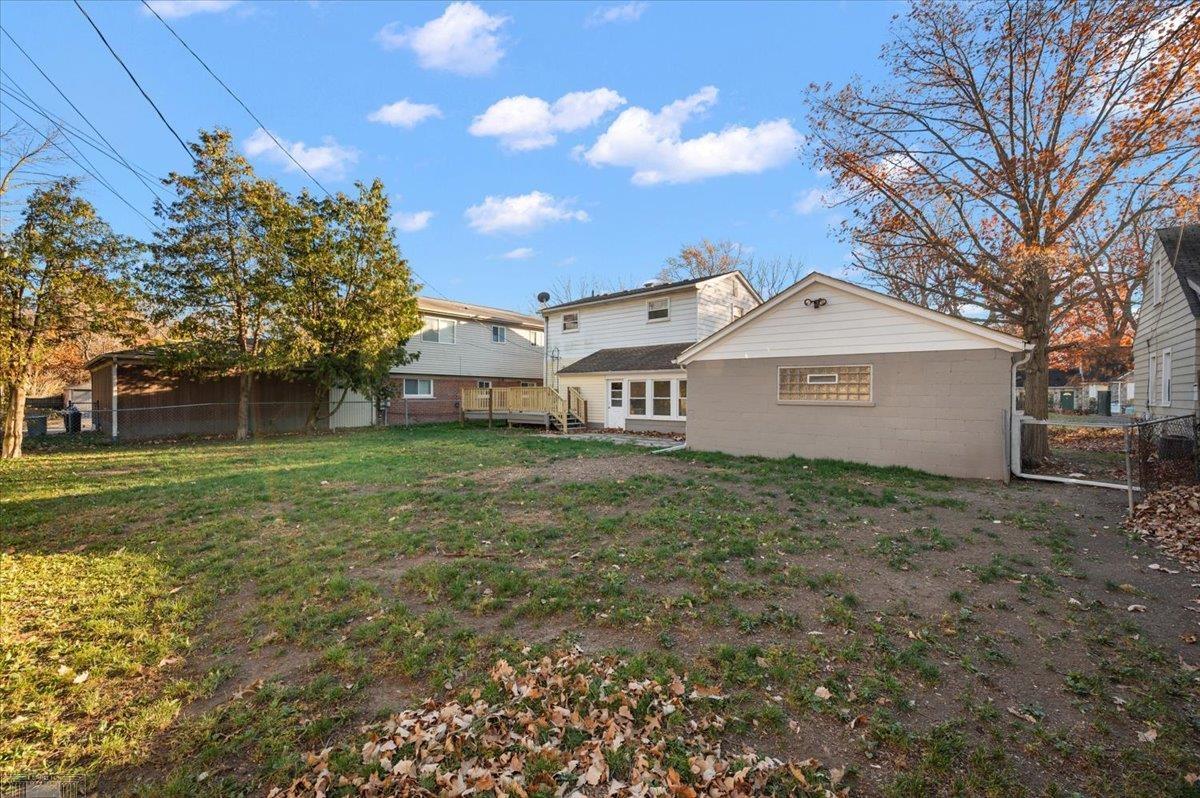 20945 Hampton Road Harper Woods, MI 48225 - Photo 66 of 74 50194543-f7dbff94-1968-405f-8fa9-324fff088242.JPG