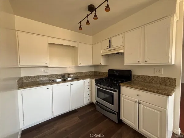 $1,660 | 5941 Limonite Avenue, Unit C, Jurupa Valley, CA 92509