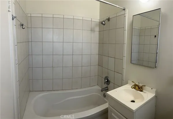 $1,660 | 5941 Limonite Avenue, Unit C, Jurupa Valley, CA 92509