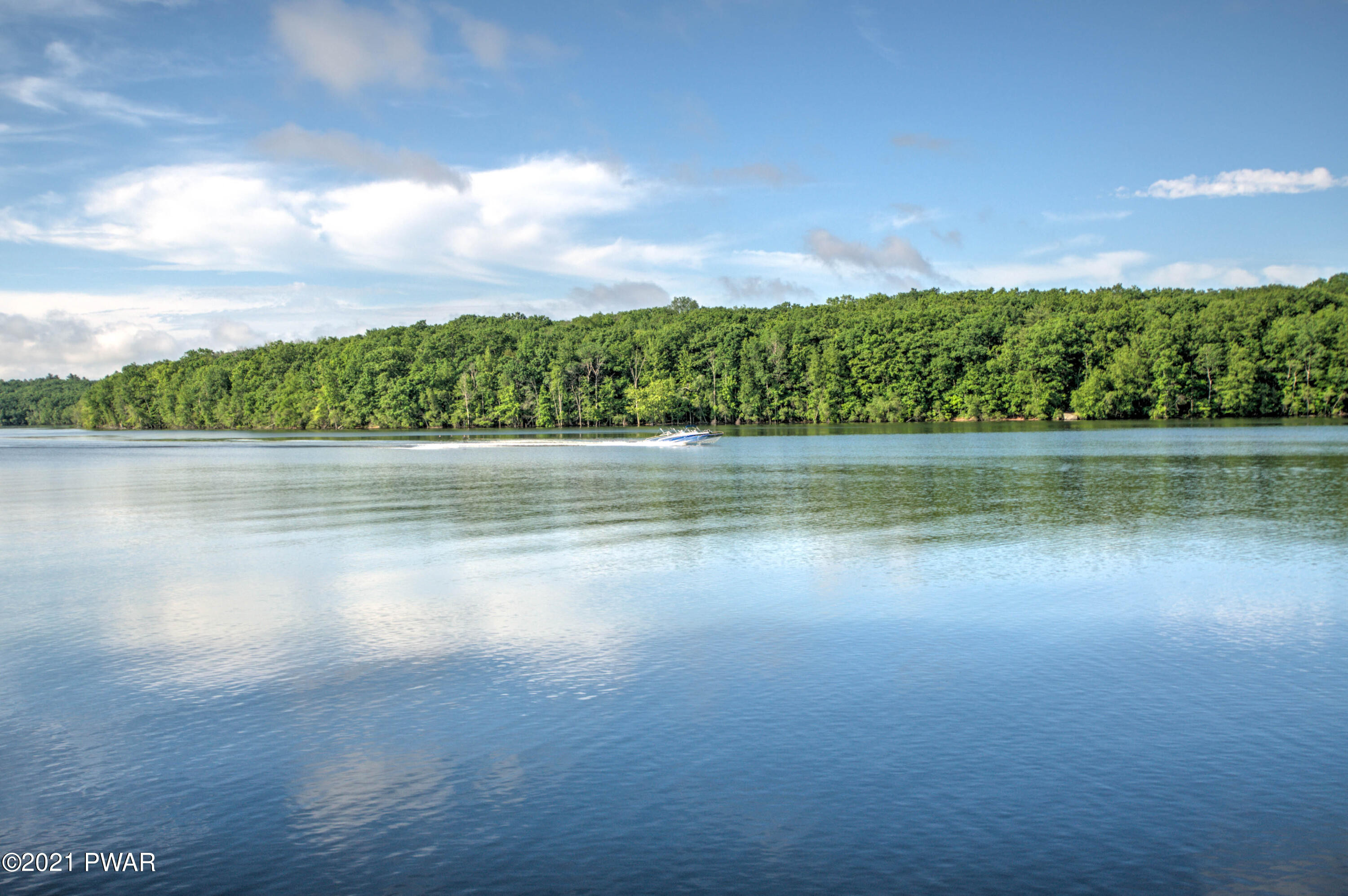 104 Paupack Point Road Hawley, PA 18428 - Photo 3 of 49 3-Lake