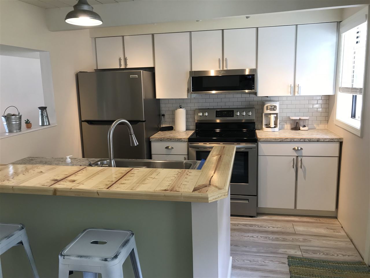 13456 Stover Road Charlevoix, MI 49720 - Photo 3 of 18 1891228-2.JPG
