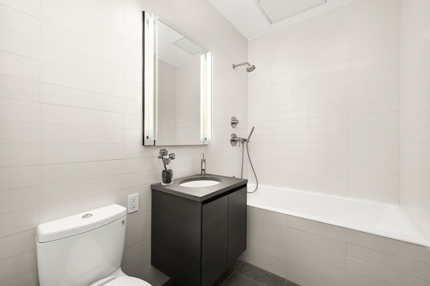 77 Reade Street, Unit 2E Manhattan, NY 10007 - Photo 18 of 20