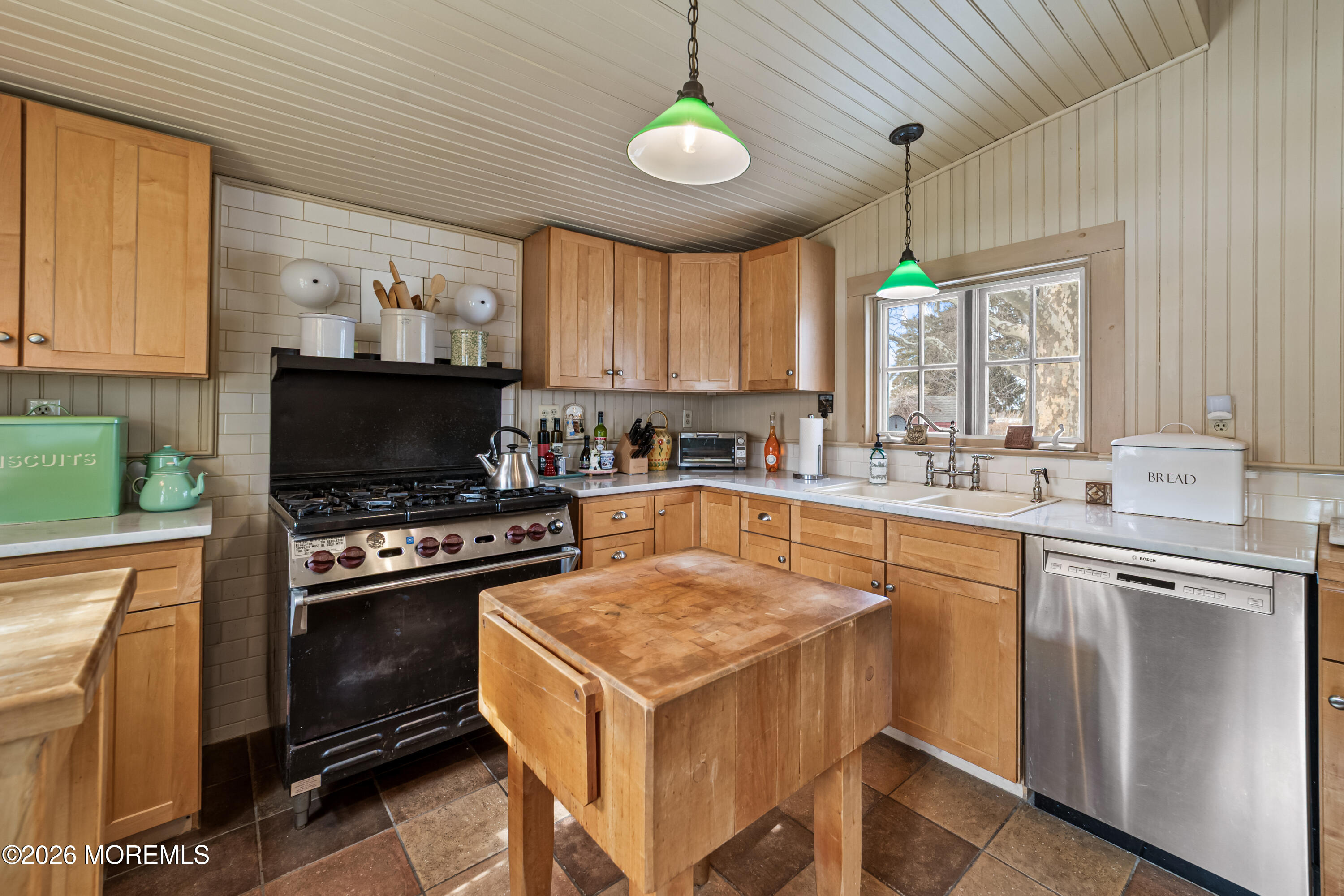 92 Halsey Reed Road Cranbury, NJ 08512 - Photo 12 of 32 92 Halsey Reed Road, Cranbury, NJ-16