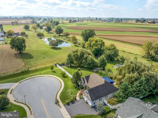 $749,900 | 132 Creekview Drive, Paradise, PA 17562