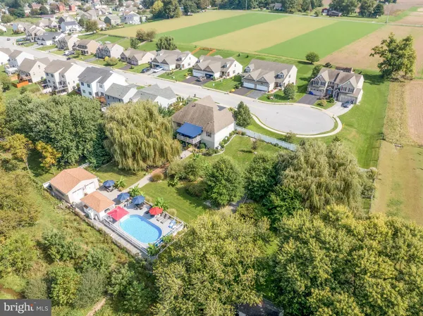 $749,900 | 132 Creekview Drive, Paradise, PA 17562