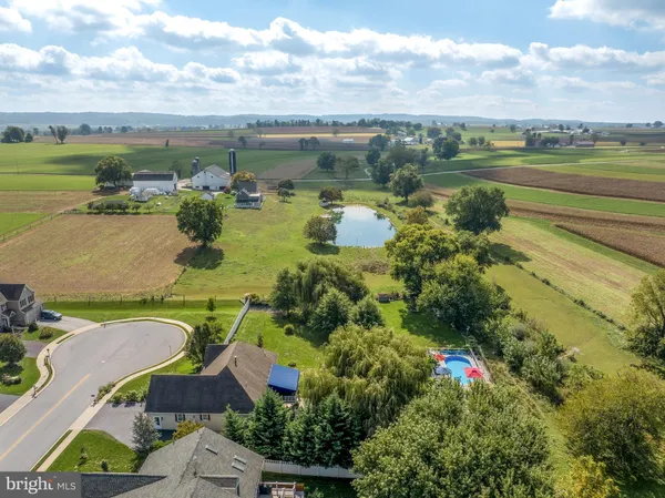 $749,900 | 132 Creekview Drive, Paradise, PA 17562