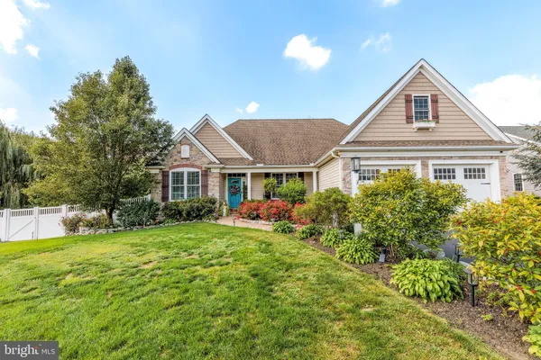 $749,900 | 132 Creekview Drive, Paradise, PA 17562