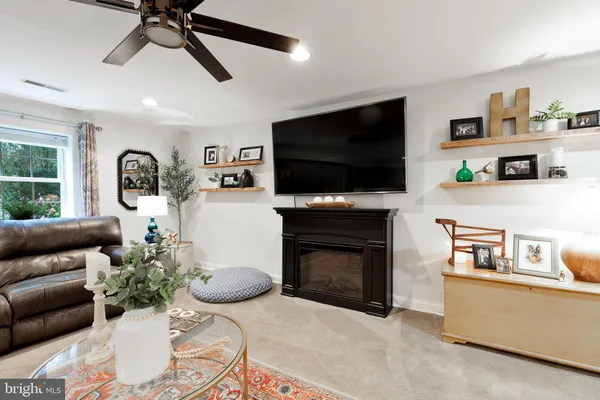 $749,900 | 132 Creekview Drive, Paradise, PA 17562