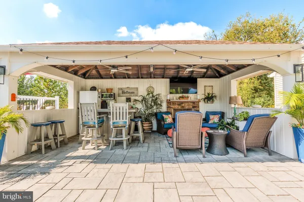 $749,900 | 132 Creekview Drive, Paradise, PA 17562