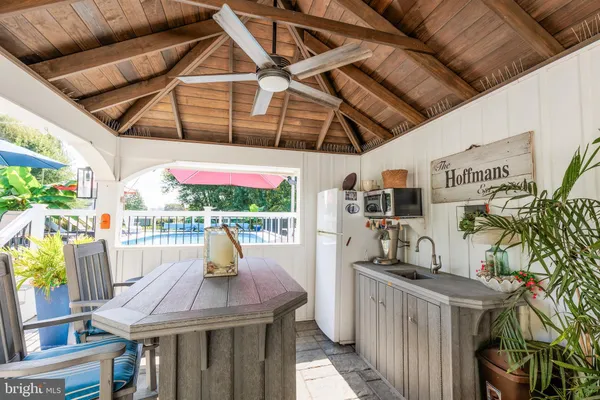 $749,900 | 132 Creekview Drive, Paradise, PA 17562