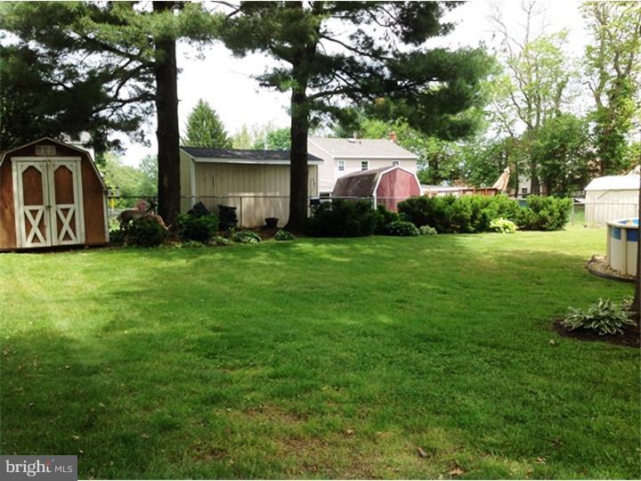 2440 Larkin Road Boothwyn, PA 19061 - Photo 21 of 25 Exterior Back