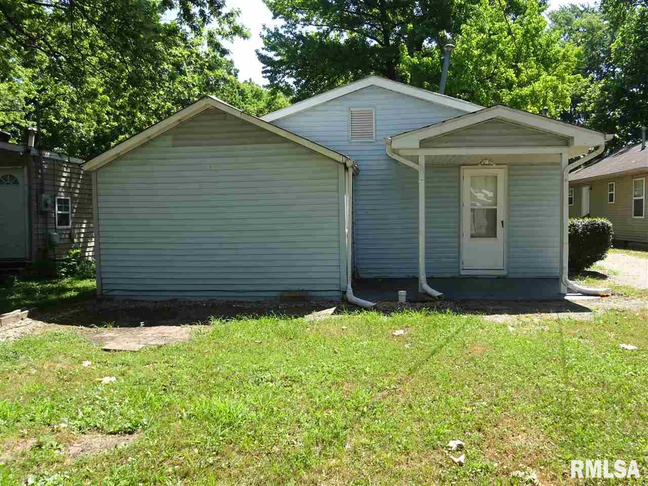 1013 North Indiana Avenue Springfield, IL 62702 - Photo 5 of 21