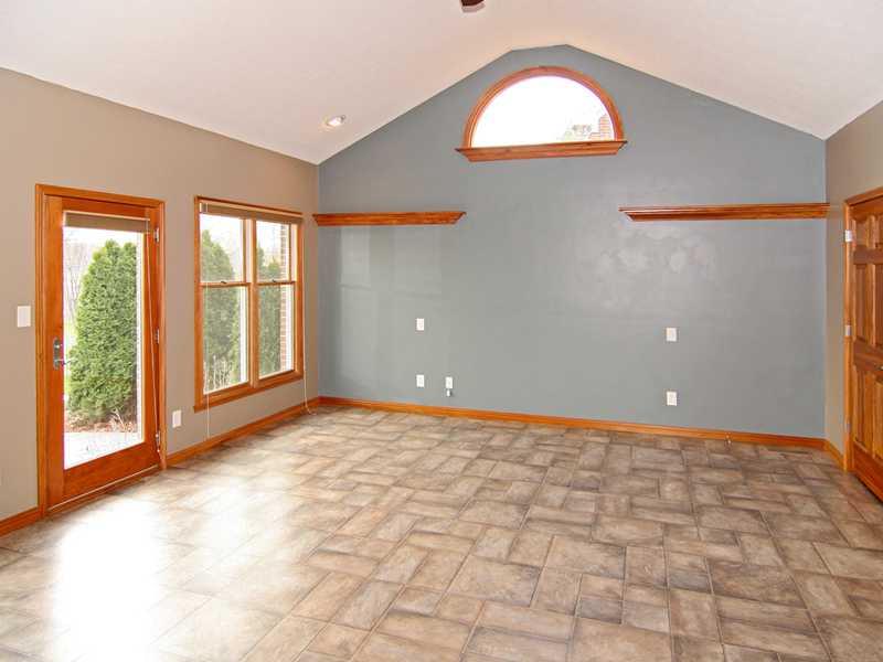 3657 Paddock Road Plainfield, IN 46168 - Photo 9 of 24 Gallery Image 9