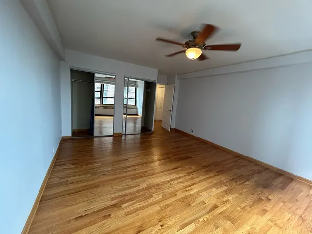 $2,475 | 4180 North Marine Drive, Unit 405, Chicago, IL 60613