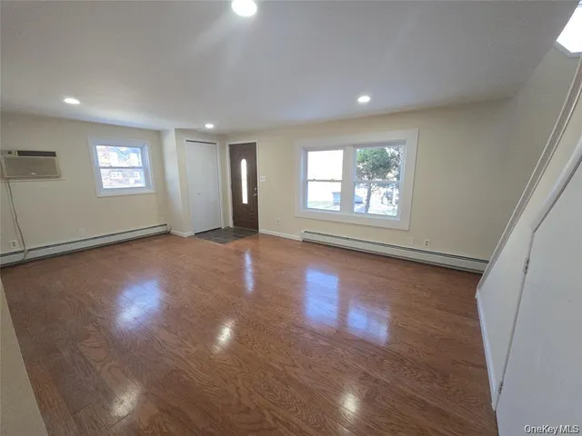 $424,999 | 91 Holloran Road, New Windsor, NY 12553