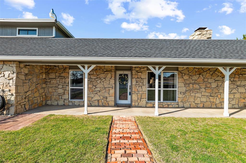 413 Meadowview Road Weatherford, TX 76087 - Photo 4 of 40