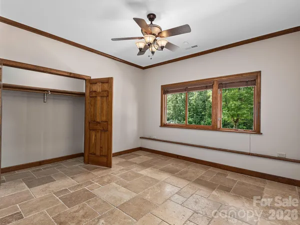 $975,000 | 248 Wisdom Cove Road, Flat Rock, NC 28731