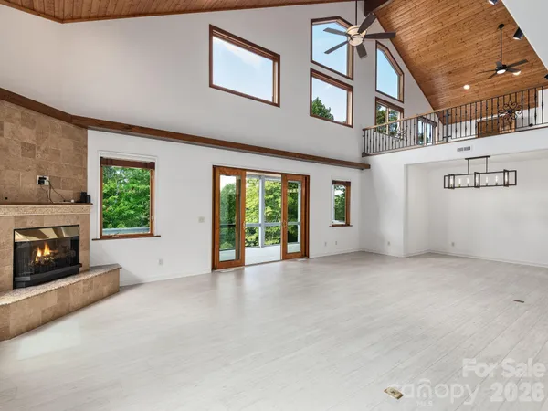 $975,000 | 248 Wisdom Cove Road, Flat Rock, NC 28731