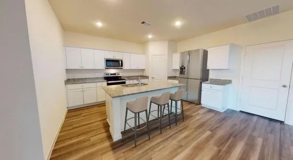 $2,500 | 15005 Ronan Drive, Conroe, TX 77316