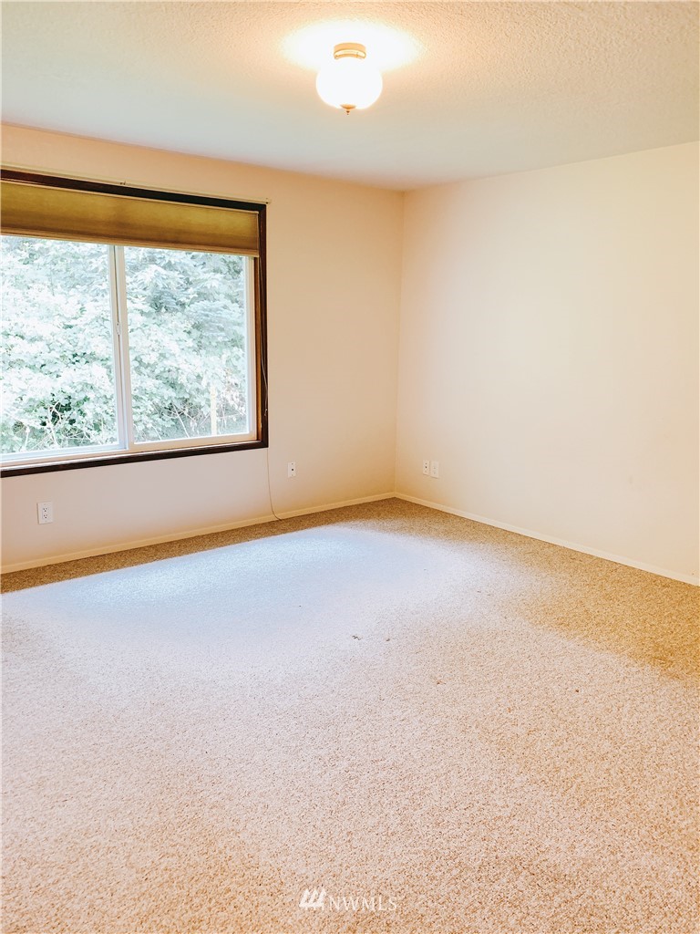 3757 Magrath Road Bellingham, WA 98226 - Photo 14 of 25