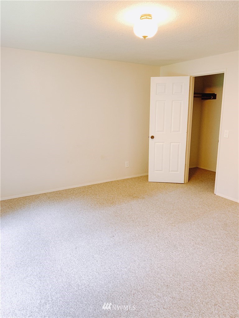 3757 Magrath Road Bellingham, WA 98226 - Photo 15 of 25