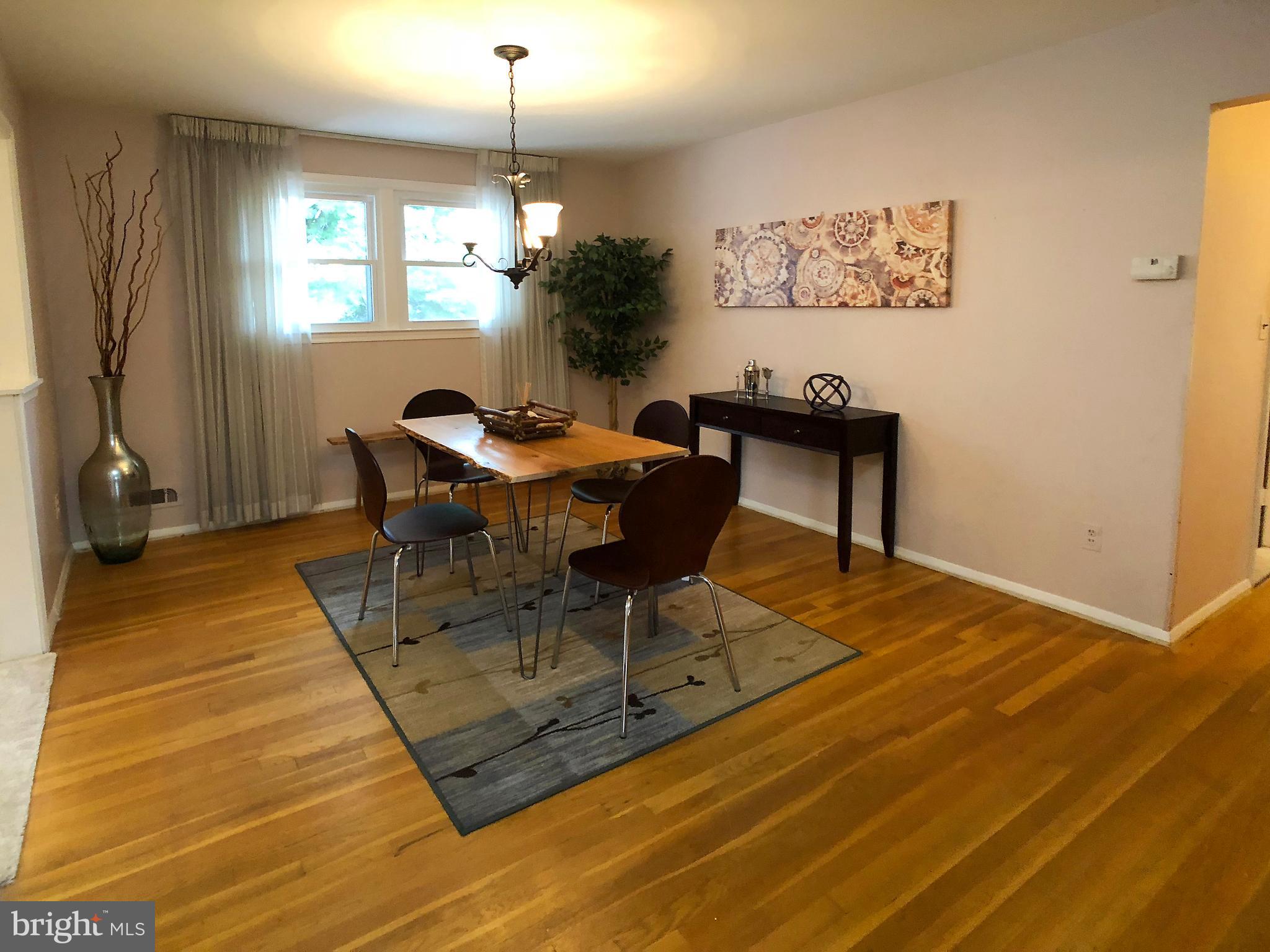 14 Flanders Ridge Court Cockeysville, MD 21030 - Photo 7 of 29 Dining Room with plenty of space to move around.