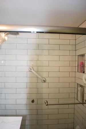 $190,000 | 321 Deerpath Drive, Unit 210, Schererville, IN 46375