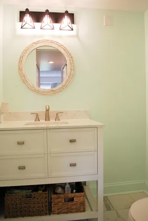 $190,000 | 321 Deerpath Drive, Unit 210, Schererville, IN 46375