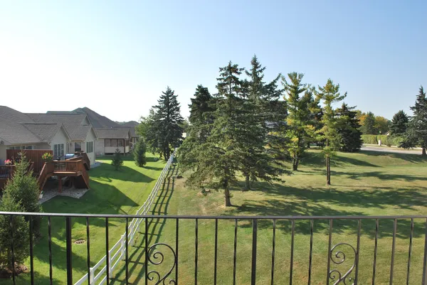 $190,000 | 321 Deerpath Drive, Unit 210, Schererville, IN 46375