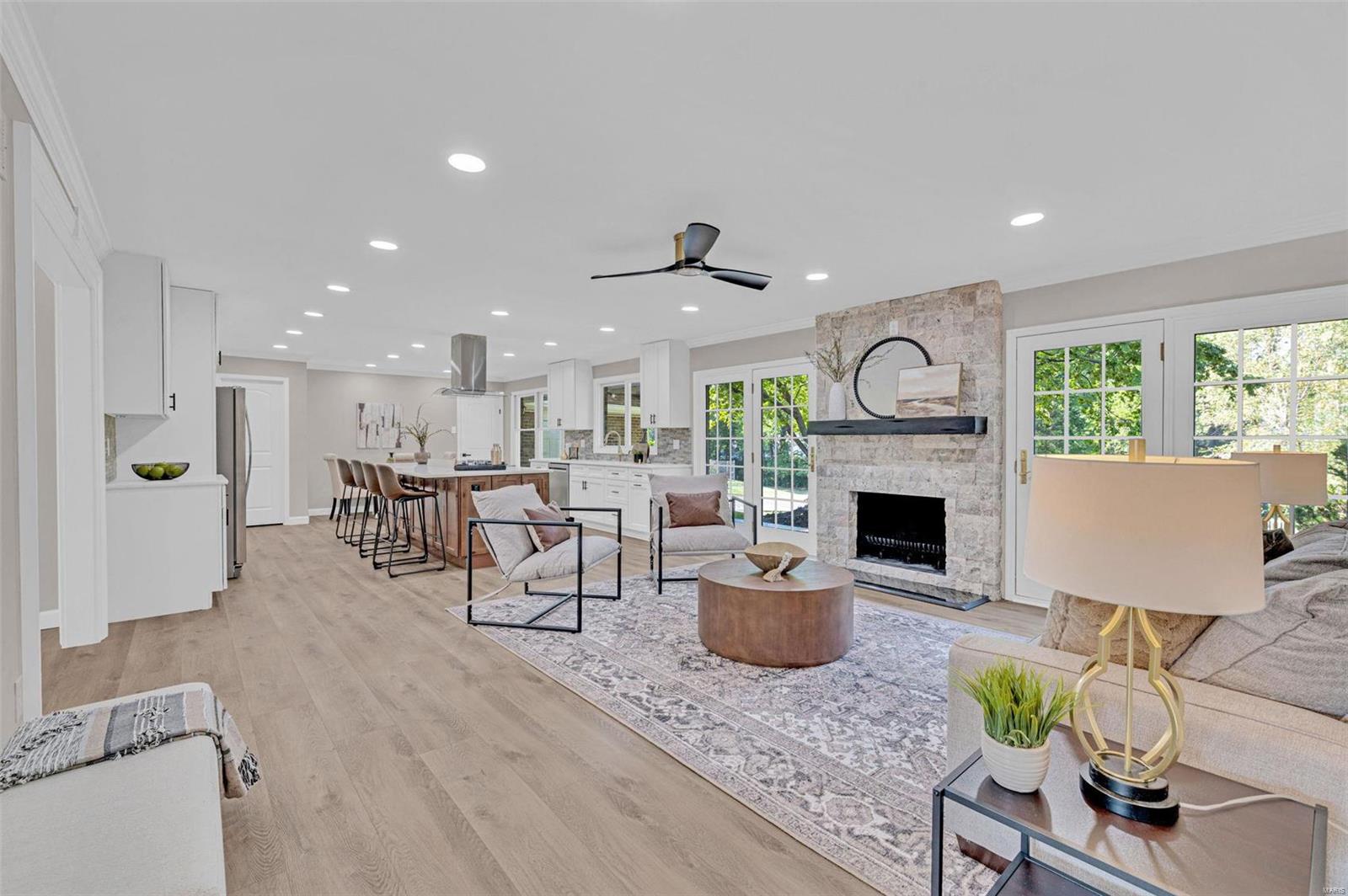 15895 Kettington Road Chesterfield, MO 63017 - Photo 3 of 54 Gallery Image 3