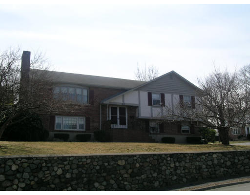 10 Belmont Road Wakefield, MA 01880 - Photo 1 of 1