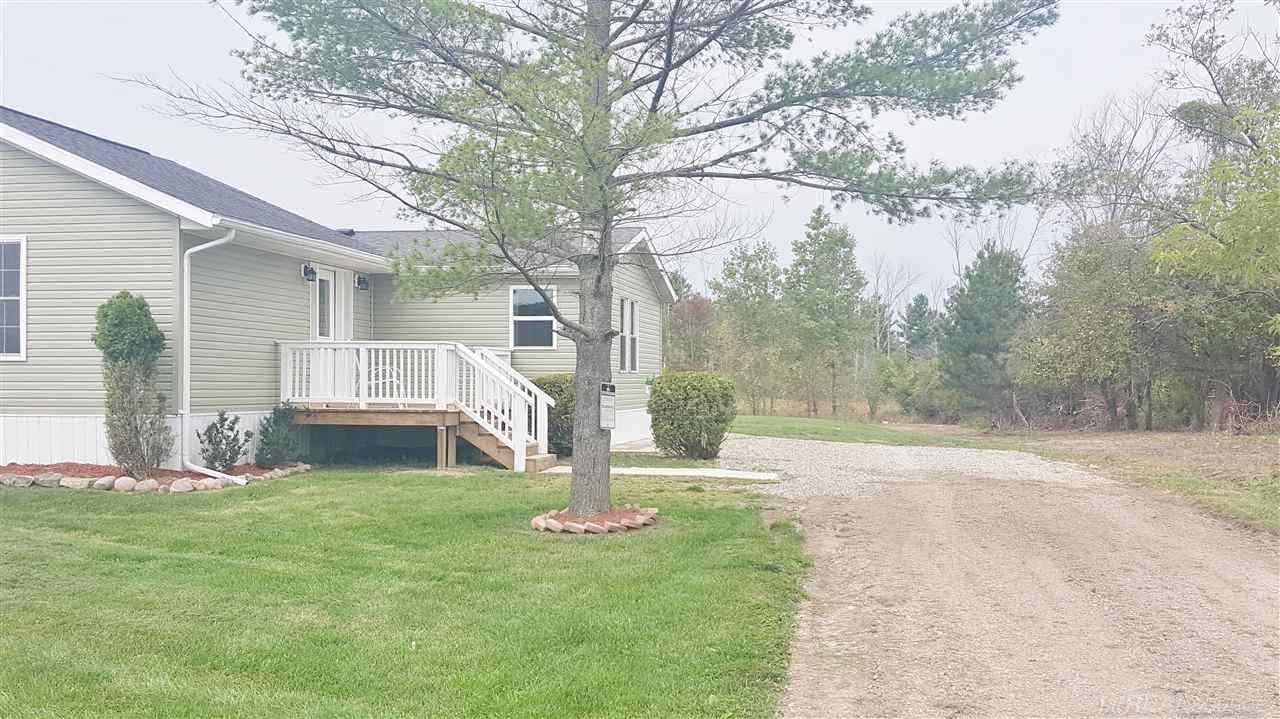 5754 Wixson Road Croswell, MI 48422 - Photo 3 of 20 31396284-2.JPG